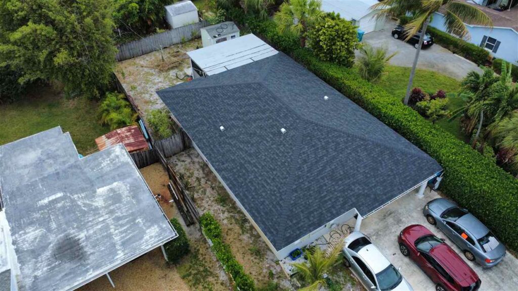 Owens Corning shingle roof replacement carried out by Maze Roofing on a home in Boynton Beach, Florida