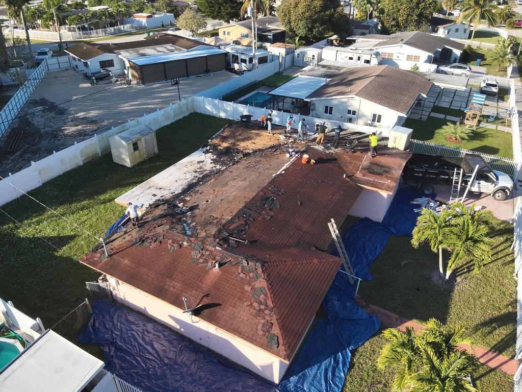standing seam metal roof replacement carried out by Maze Roofing on a home in Miami Gardens, Florida