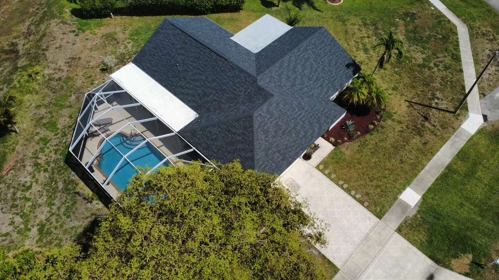 Finished dark roofing system